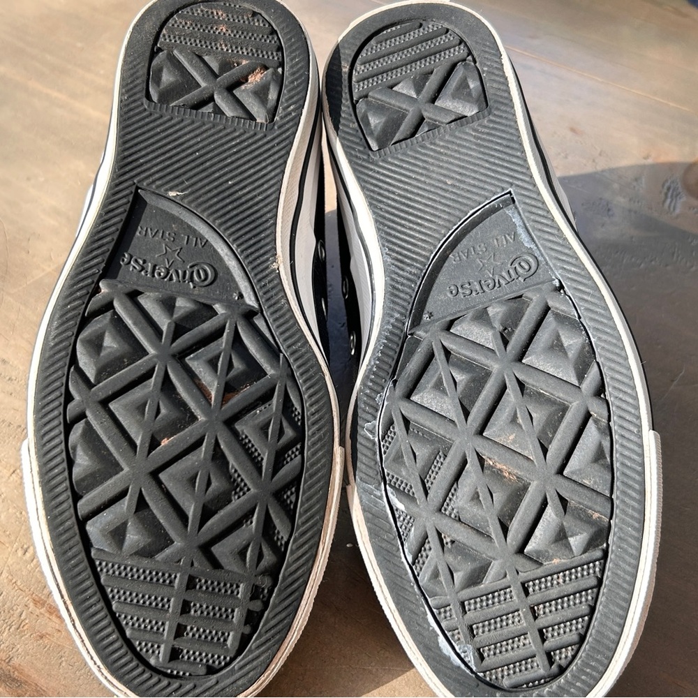 CLASSIC CONVERSE LOW TOP CASUAL SHOES - Picture 6 of 6